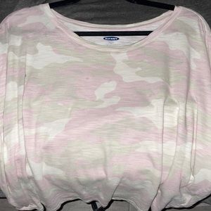 Pink and gray. Crop top. Camouflage